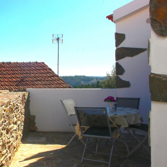 Casa da Ameixeira - Casas dos Carregais