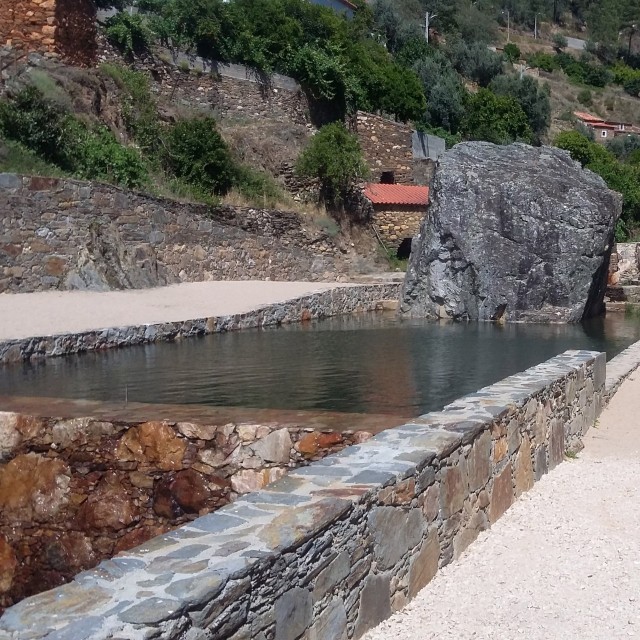 Casa da Laranjeira - Casas dos Carregais