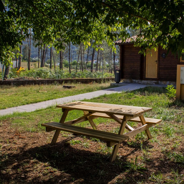 Casa dos Girassóis - Xisto Camping