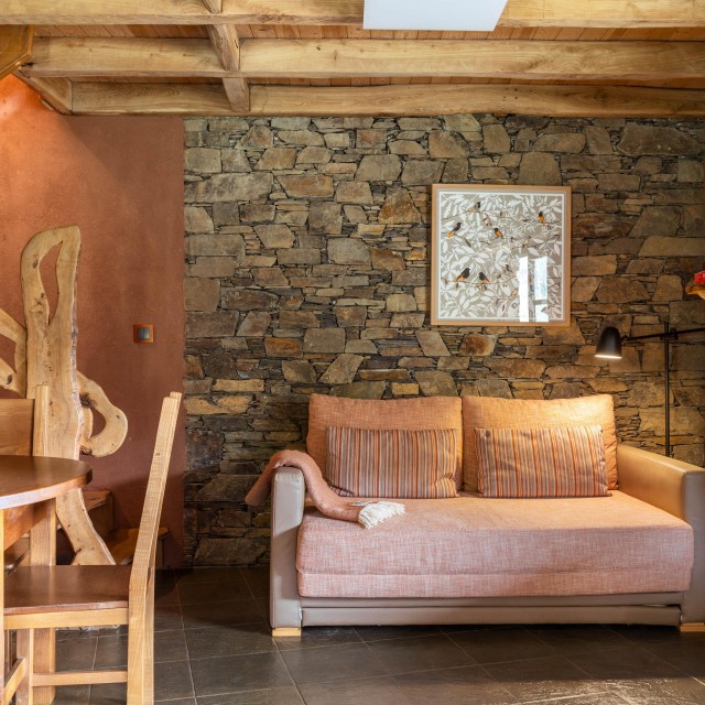 Casa da Árvore - Cerdeira - Home for Creativity