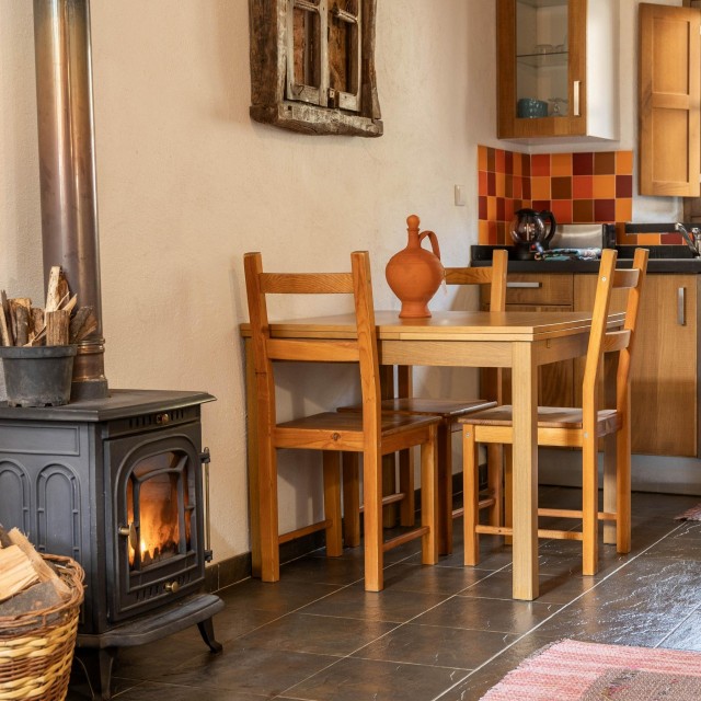 Casa da Janela - Cerdeira - Home for Creativity