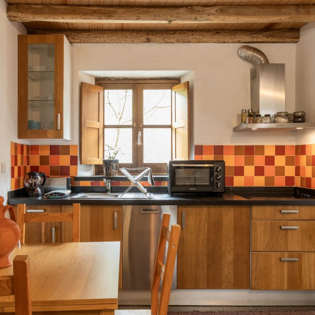 Casa da Janela - Cerdeira - Home for Creativity