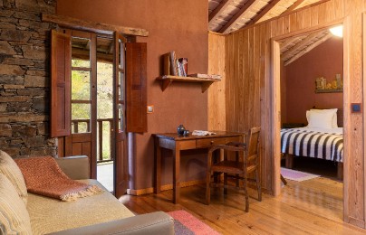 Casa das Vizinhas - Cerdeira - Home for Creativity